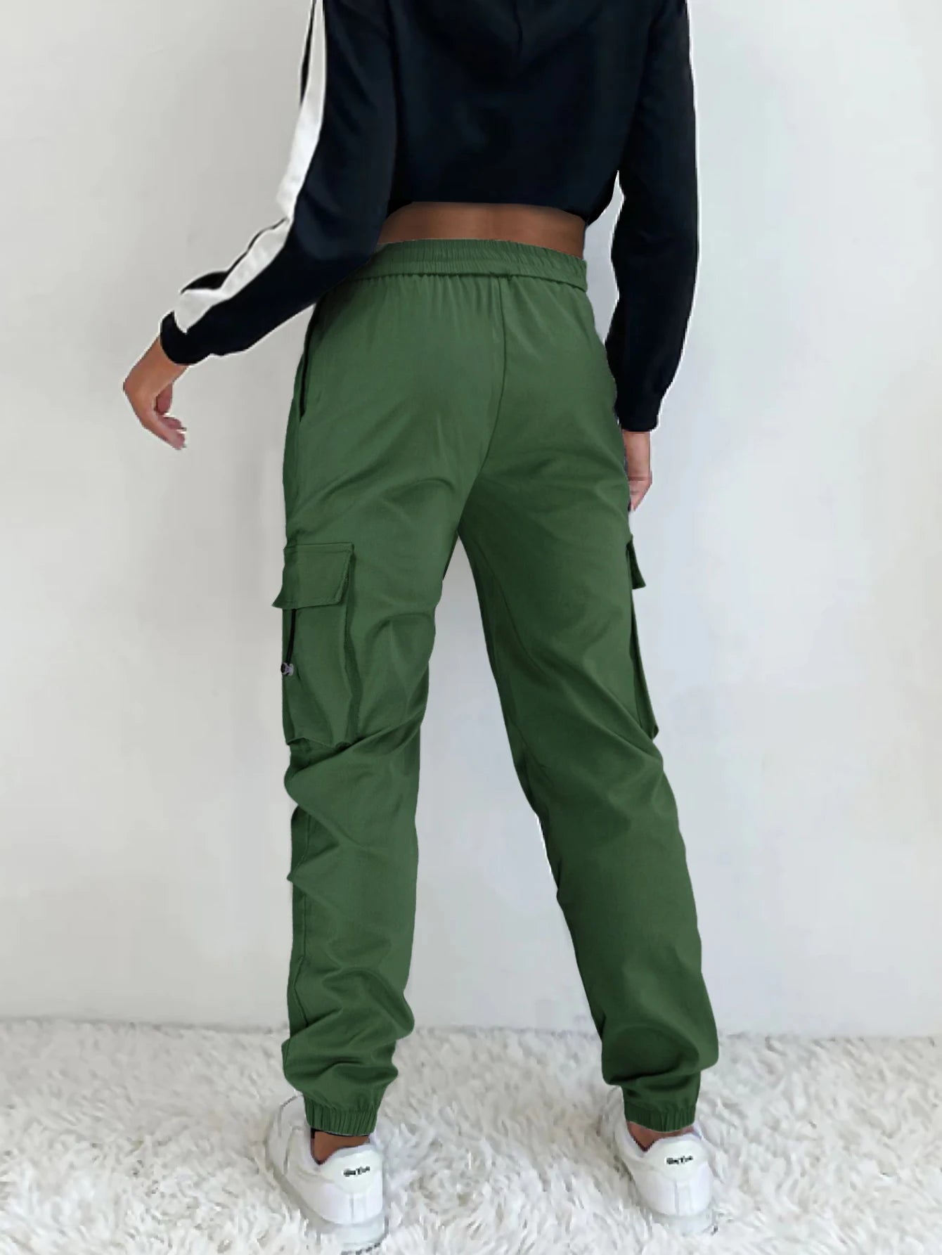 Tilla Y2K clamshell pocket cargo elastic waist casual pants