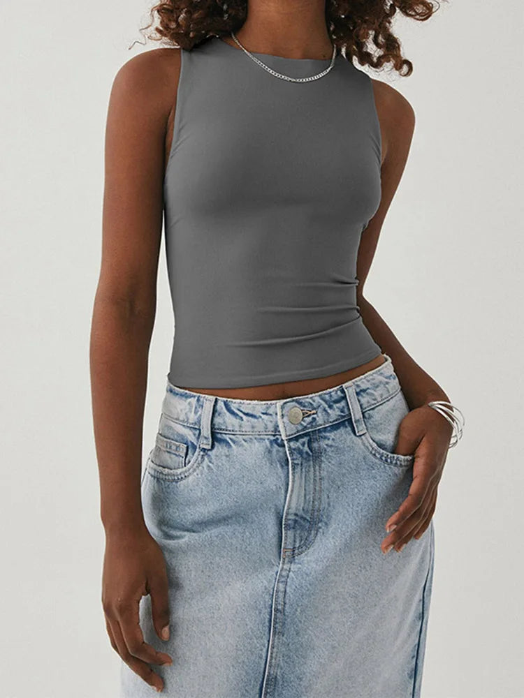 Racerback Sleeveless Tight Bottomed Shirt With Round Neck
