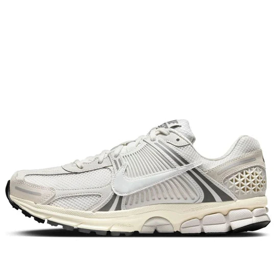 Nike Air Zoom Vomero 5 'Platinum Tint Photon Dust'