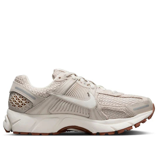 Nike Air Zoom Vomero 5 'Light Orewood Brown'