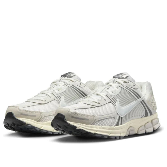 Nike Air Zoom Vomero 5 'Platinum Tint Photon Dust'