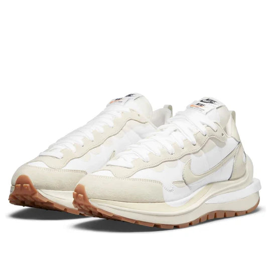NIKE Vaporwaffle x Sacai 'Sail Gum'
