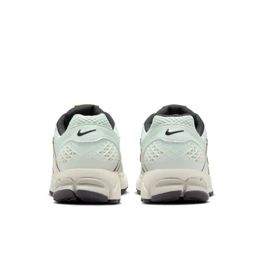 Nike Air Zoom Vomero 5 'Light Silver Chrome'