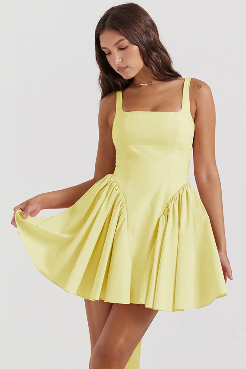 Aura Elegant Sleeveless Backless Bow Mini