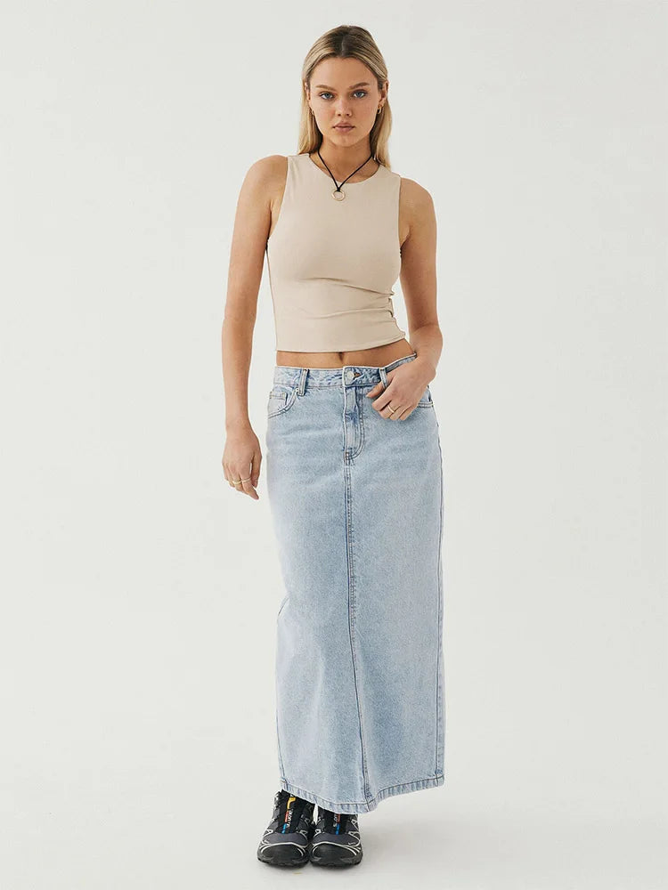 Sorina Sleeveless Tight Bottomed Shirt With Round Neck Racerback Top