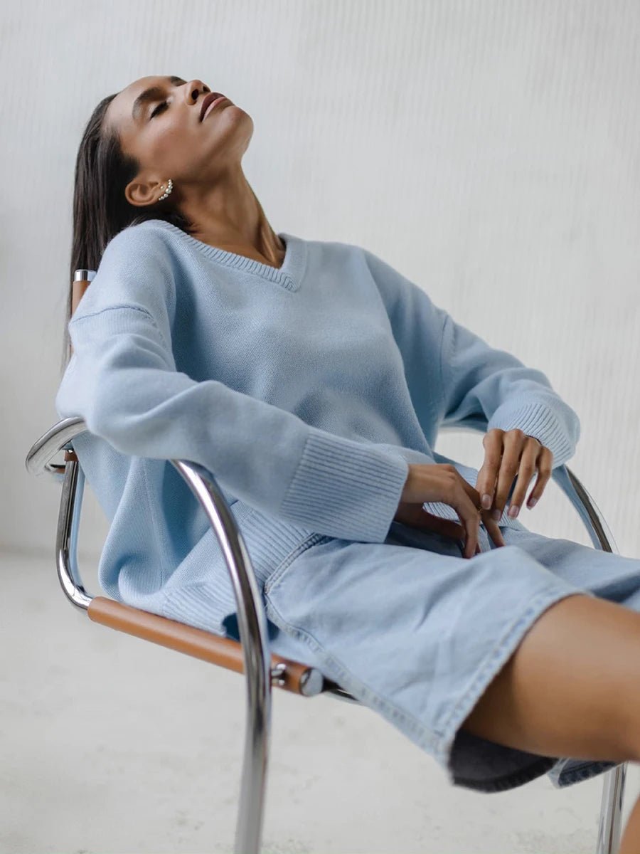 BB Oversized V-neck Warm Knitted Pullover Sweat